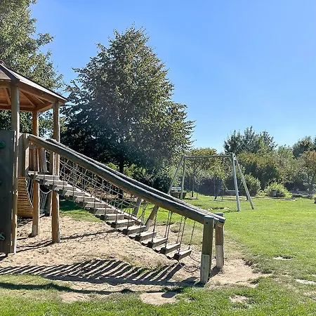 Urlauberdorf Haus 63d 度假居 博尔滕哈根